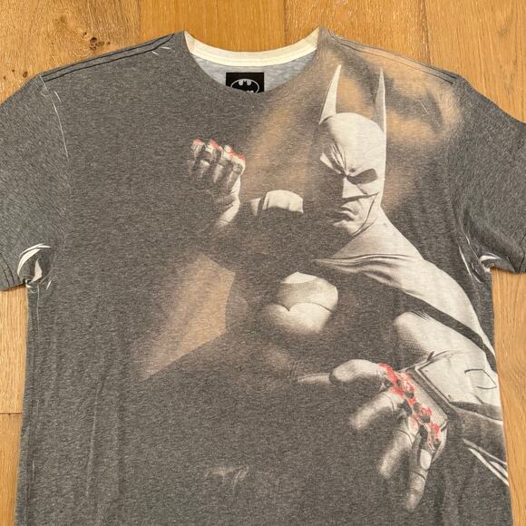 Batman x Ecko Unlimited Full Art Graphic T-Shirt – Size L - Picture 2 of 6